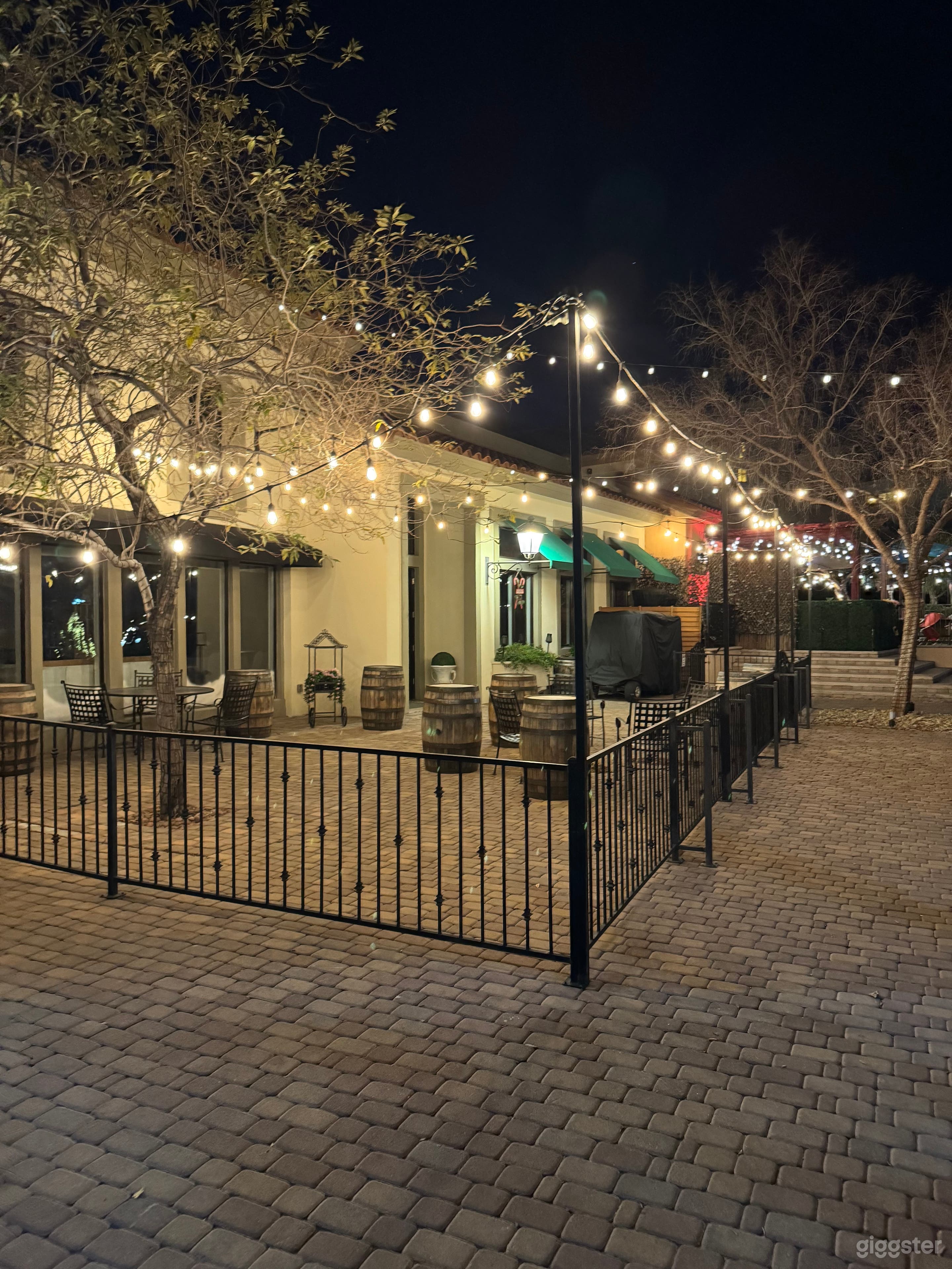 Vibrant and versatile venue space in Lake Las Vegas Photo 1