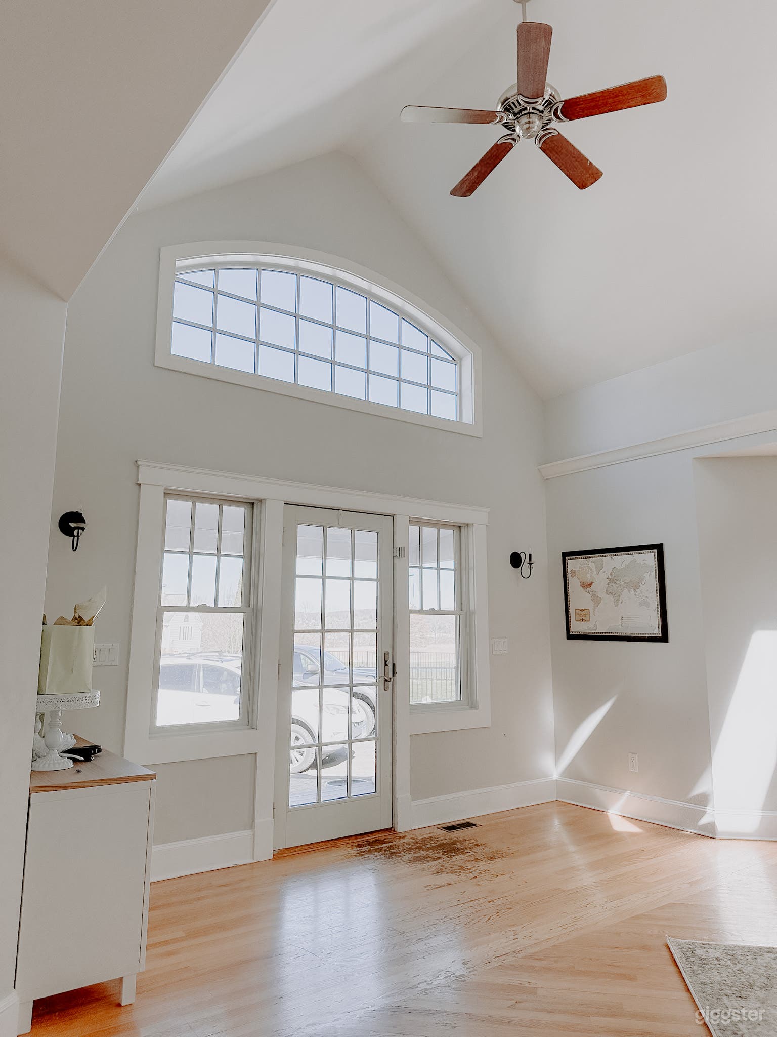 Main entryway/living area