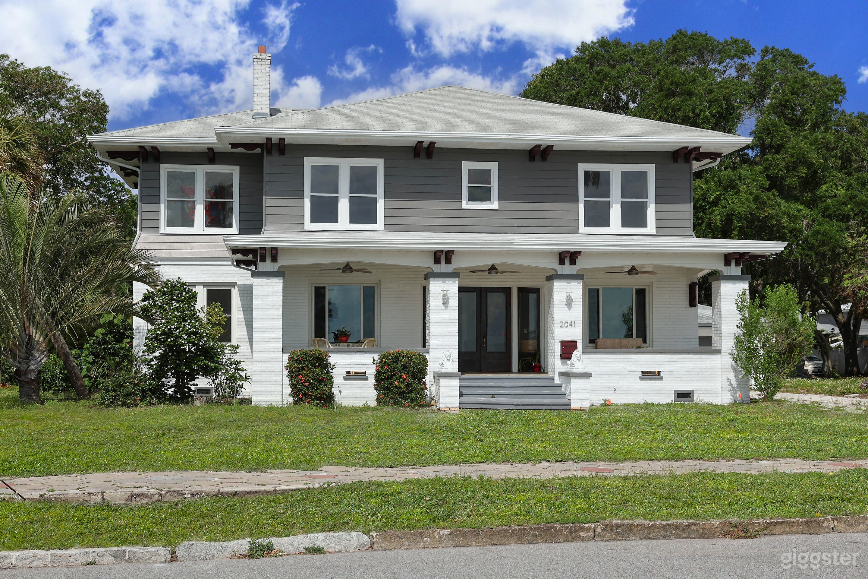 Watch our virtual tour:  https://discover.matterport.com/space/DwZVe8BXDyT