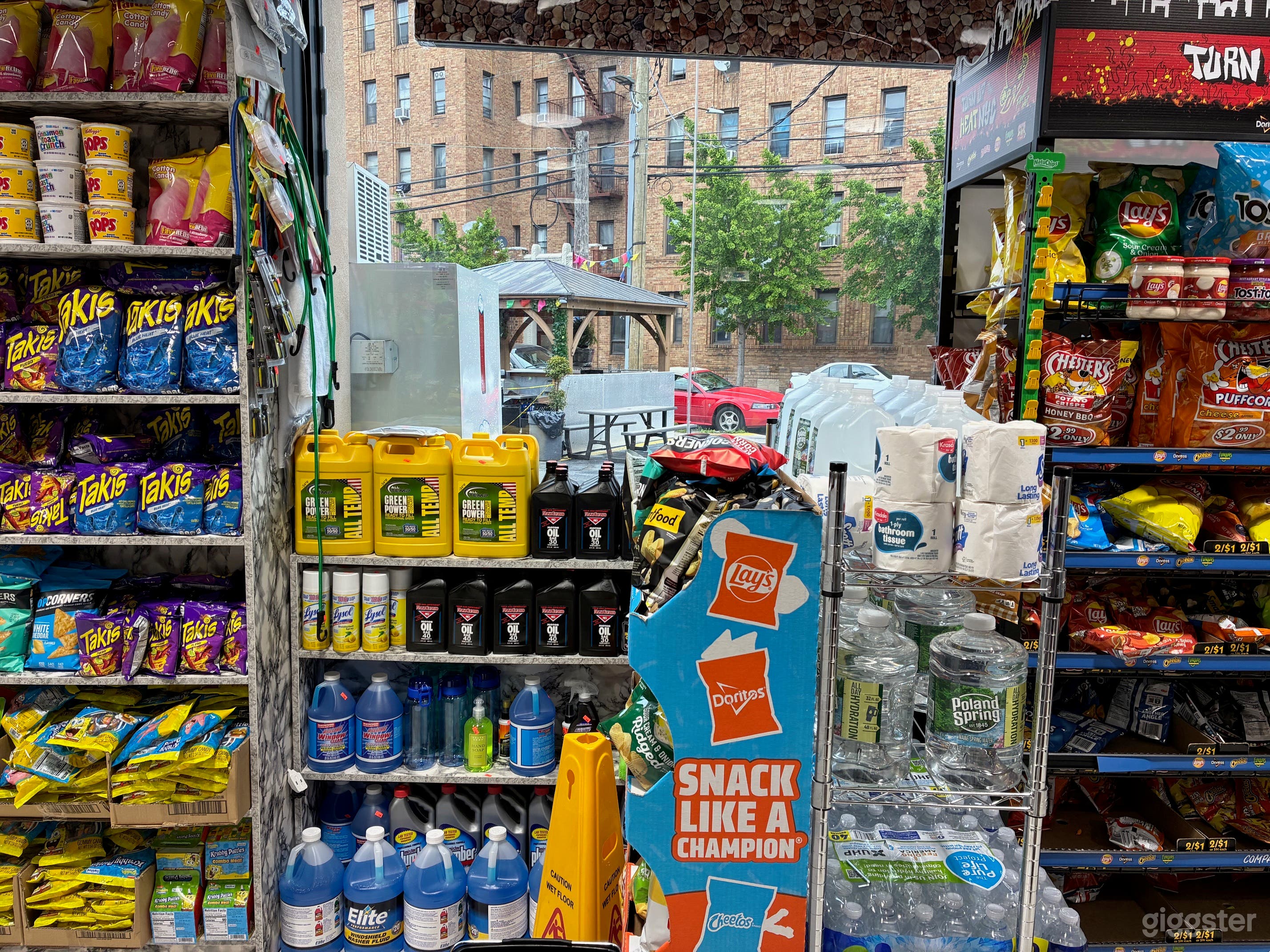 Deli + Market in Queens Photo 3