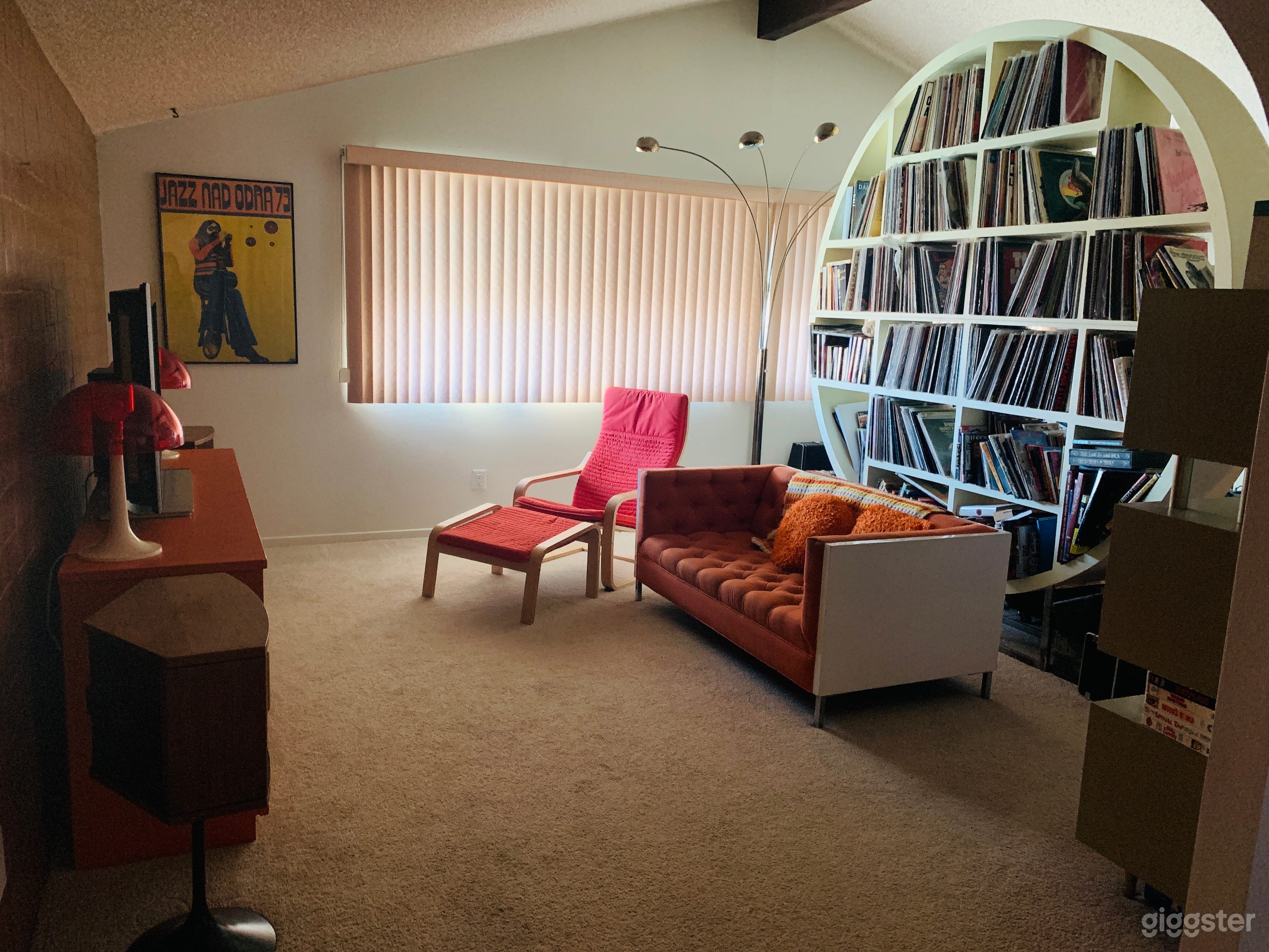 Custom 9’ round shelf. Can be redecorated. That window has a view of the whole valley