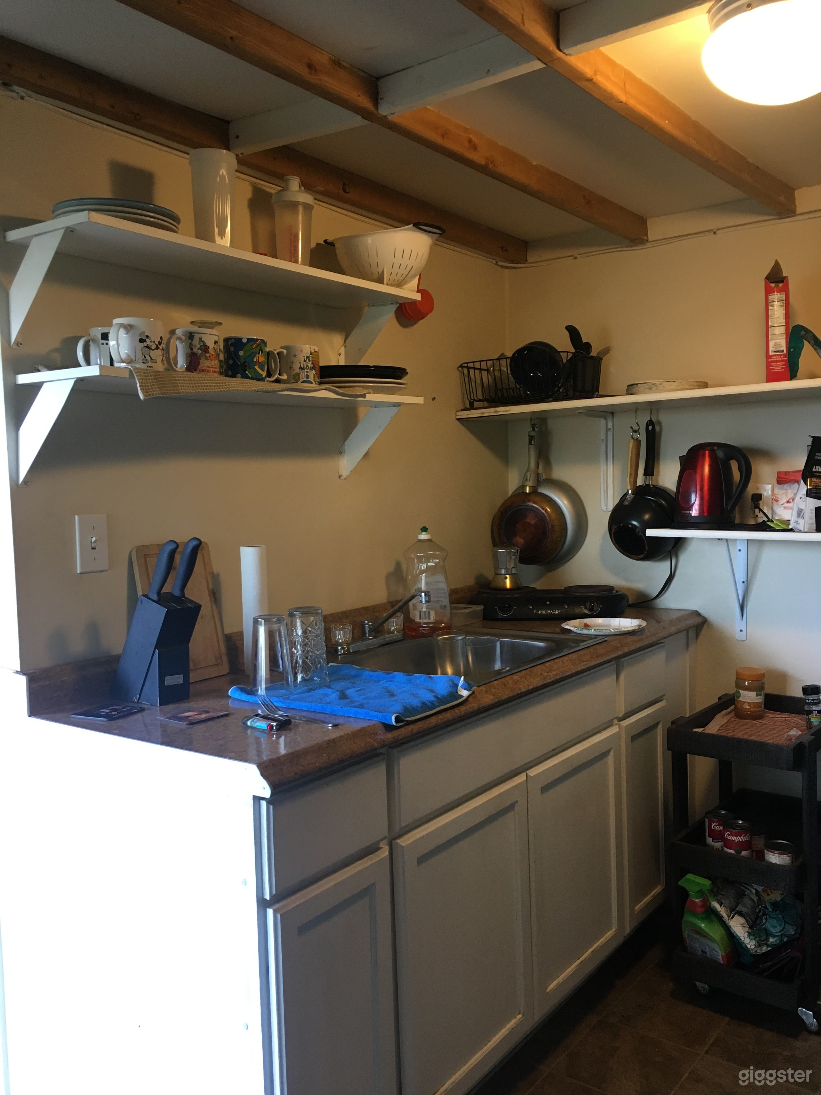 Creative Space in the Hills of Studio City Photo 4