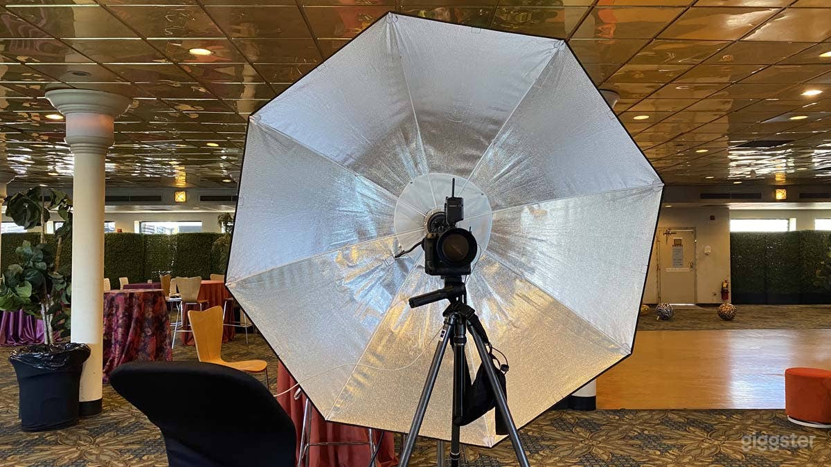 Fashion &amp; Beauty Photo Booth Photo 4