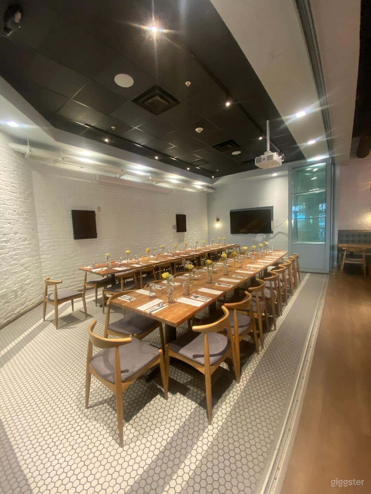 Cozy Private Dining Room at an Independent Brewery Photo 1