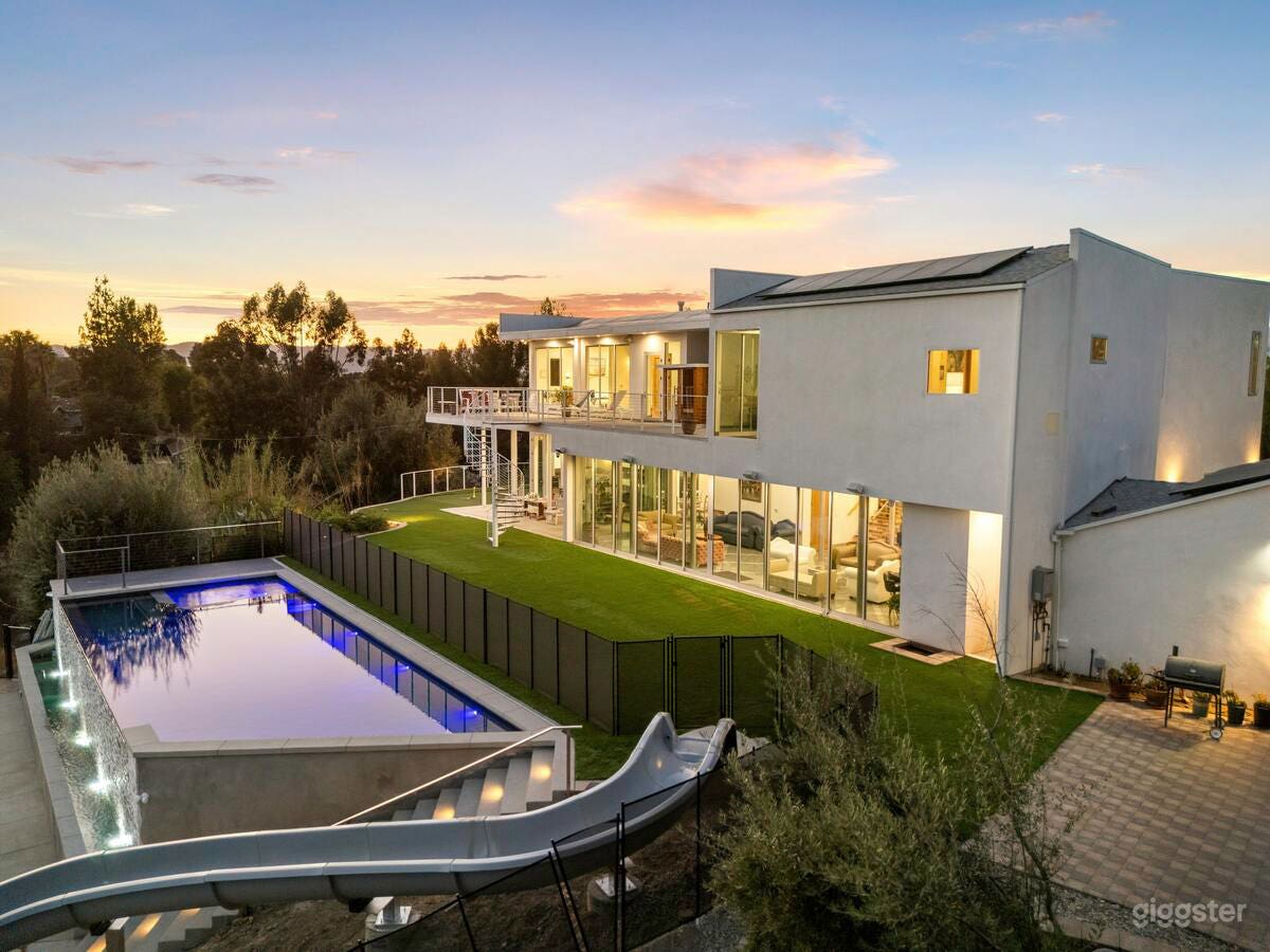 Brand New Woodland Hills Mansion Photo 1