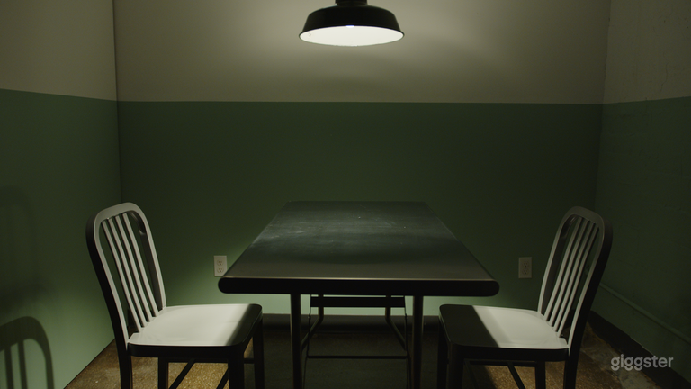  Interrogation Room 