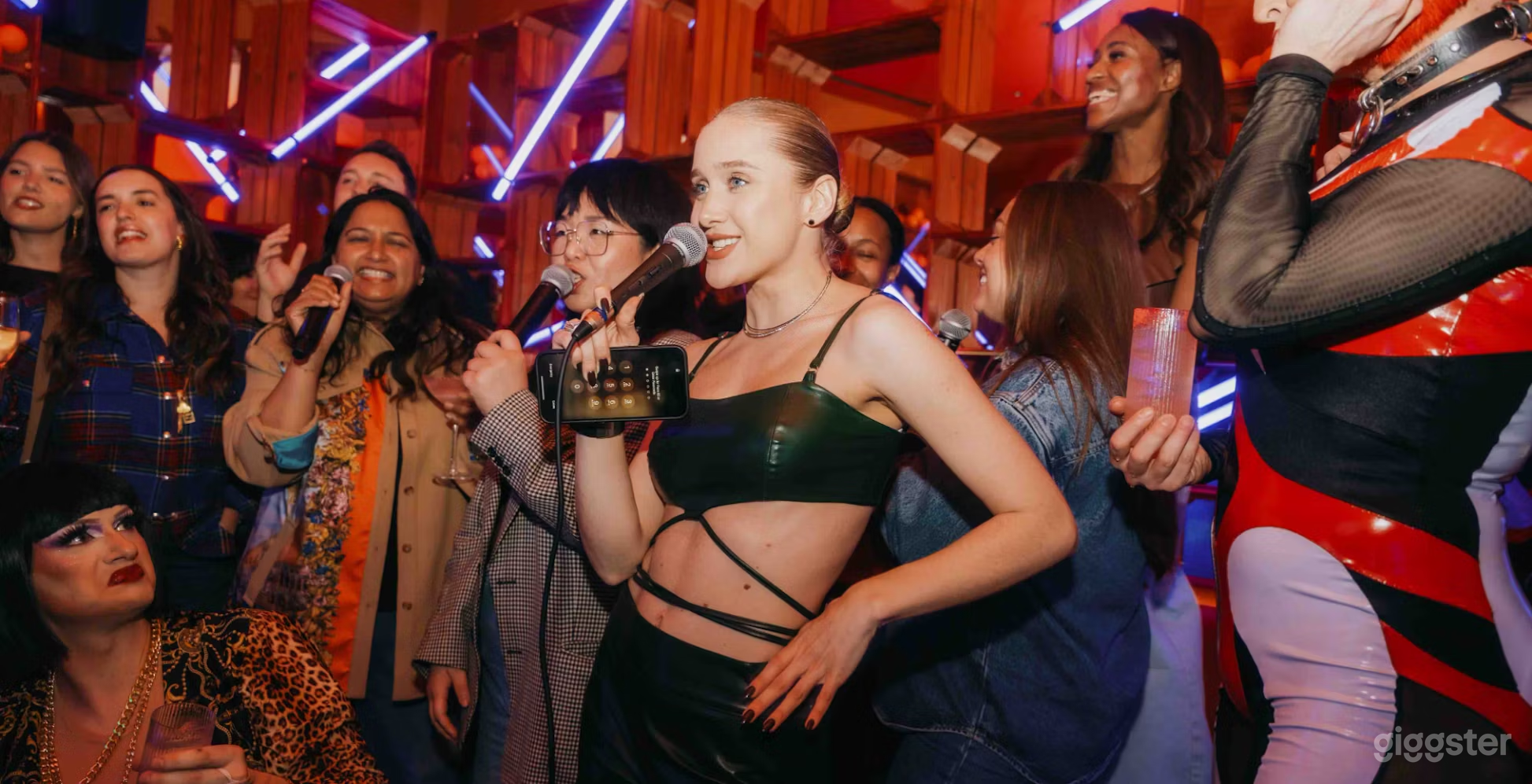 The Orangerie Room Photo 4