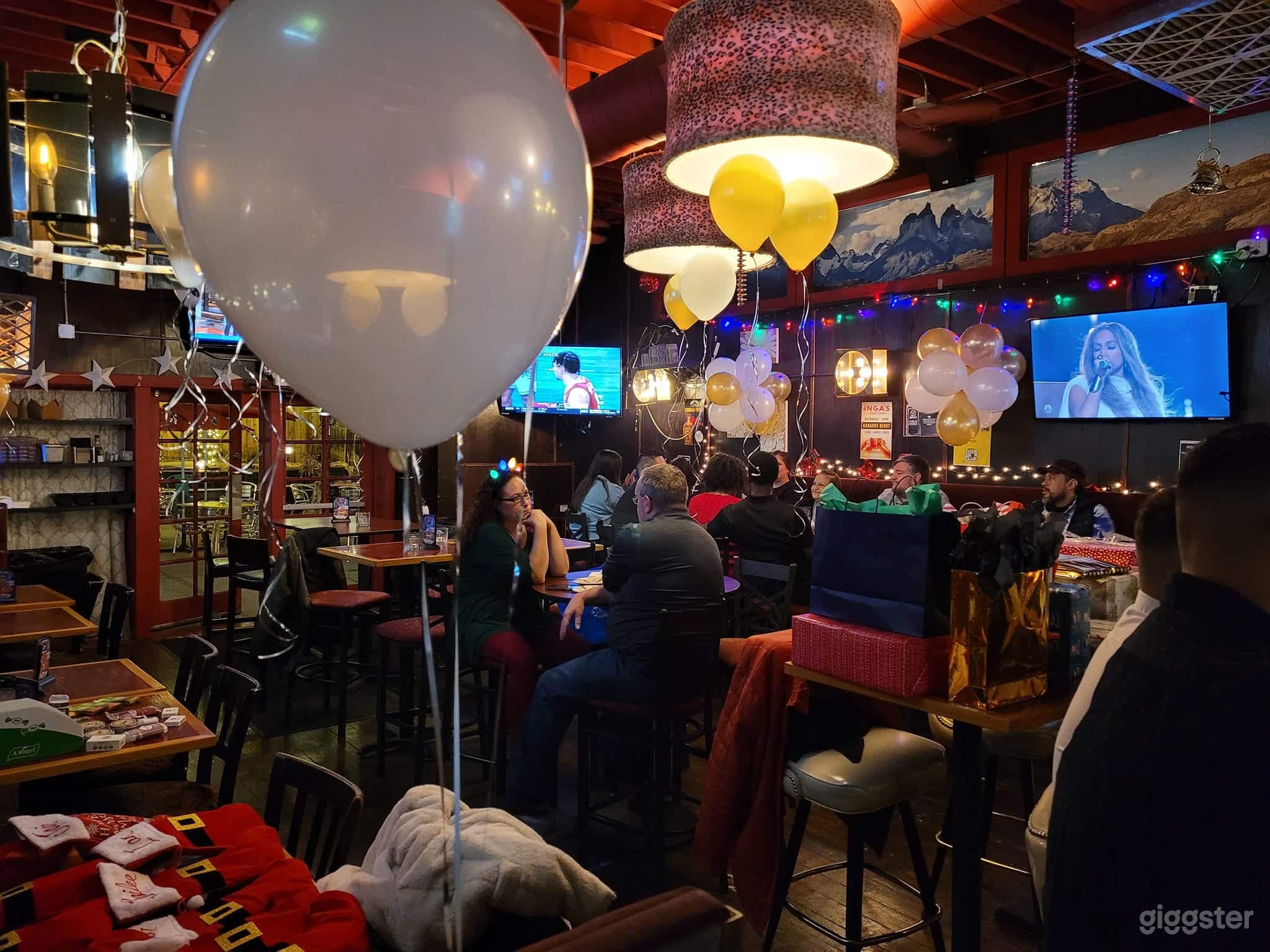 Inga's Alpine Tavern Photo 2