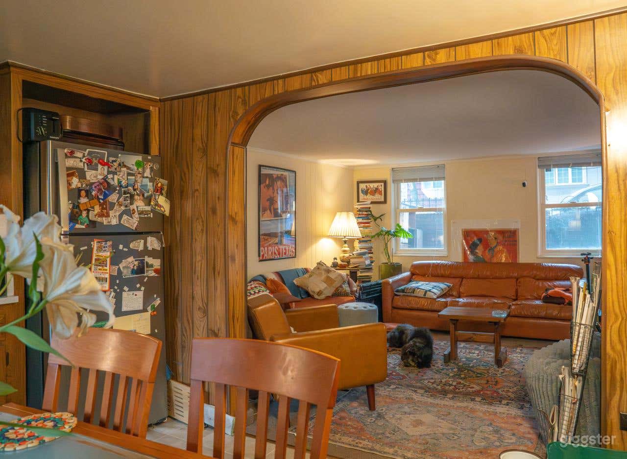 Retro House in Williamsburg Photo 2