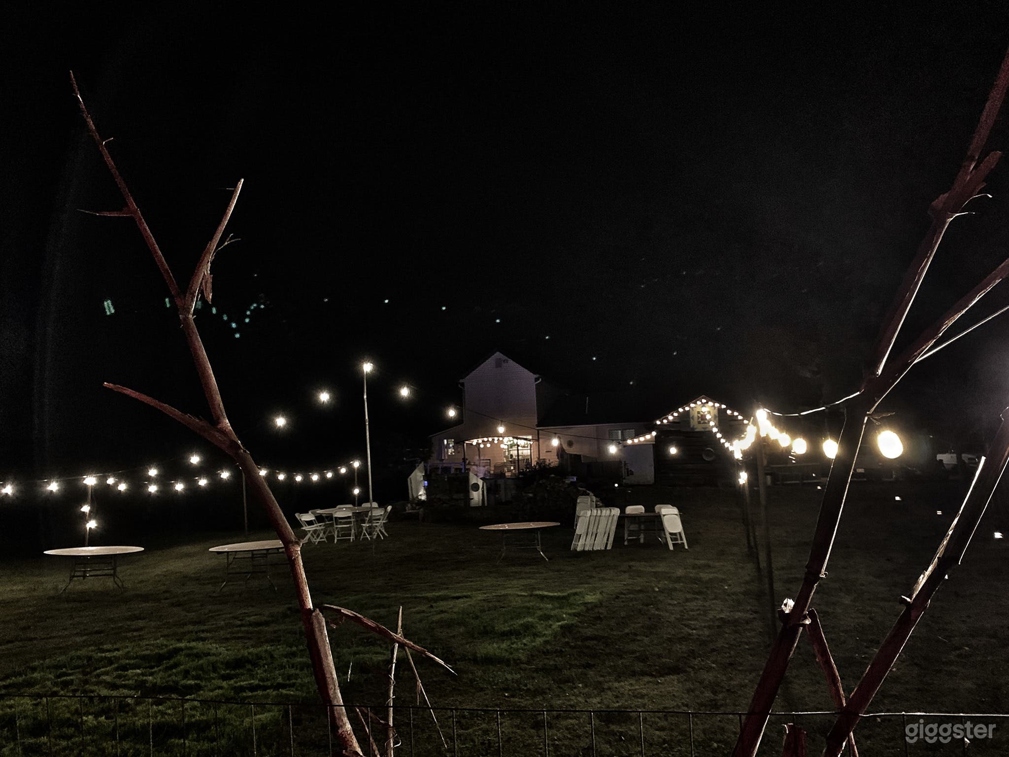 1800 Farmhouse and Mini Farm Near Nashville Photo 3