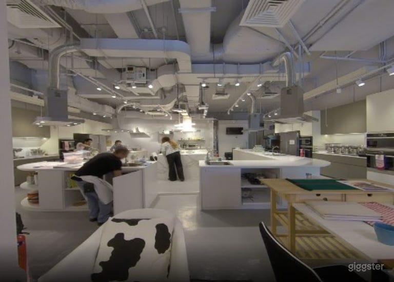  Chef's Suite in a Modern Co-Sharing Kitchen Studio in Singapore 