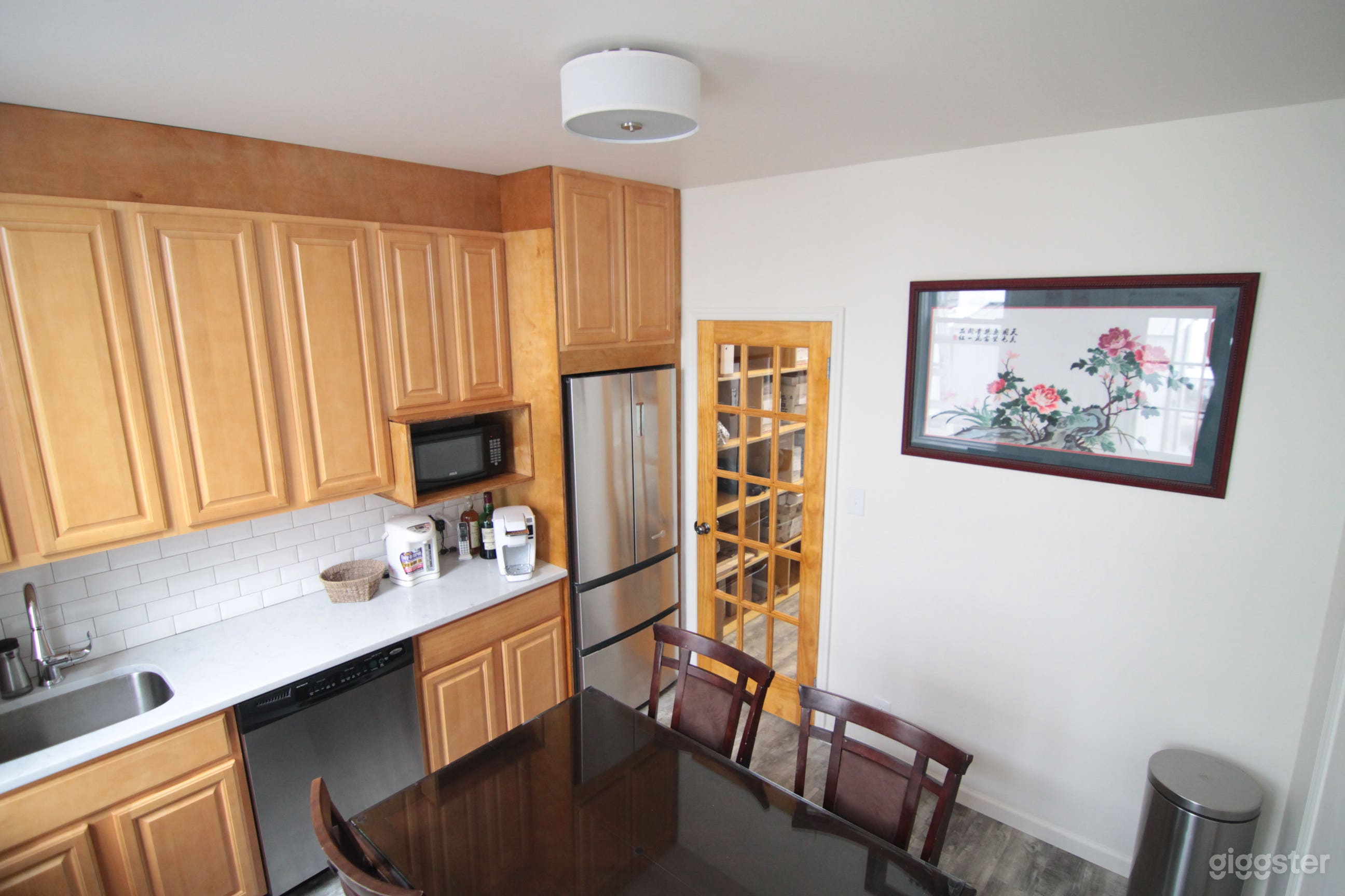 Long Office Space Photo 2