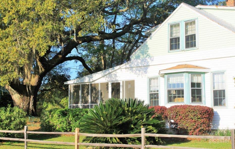 Big Bright House in Wadmalaw Island Photo 1