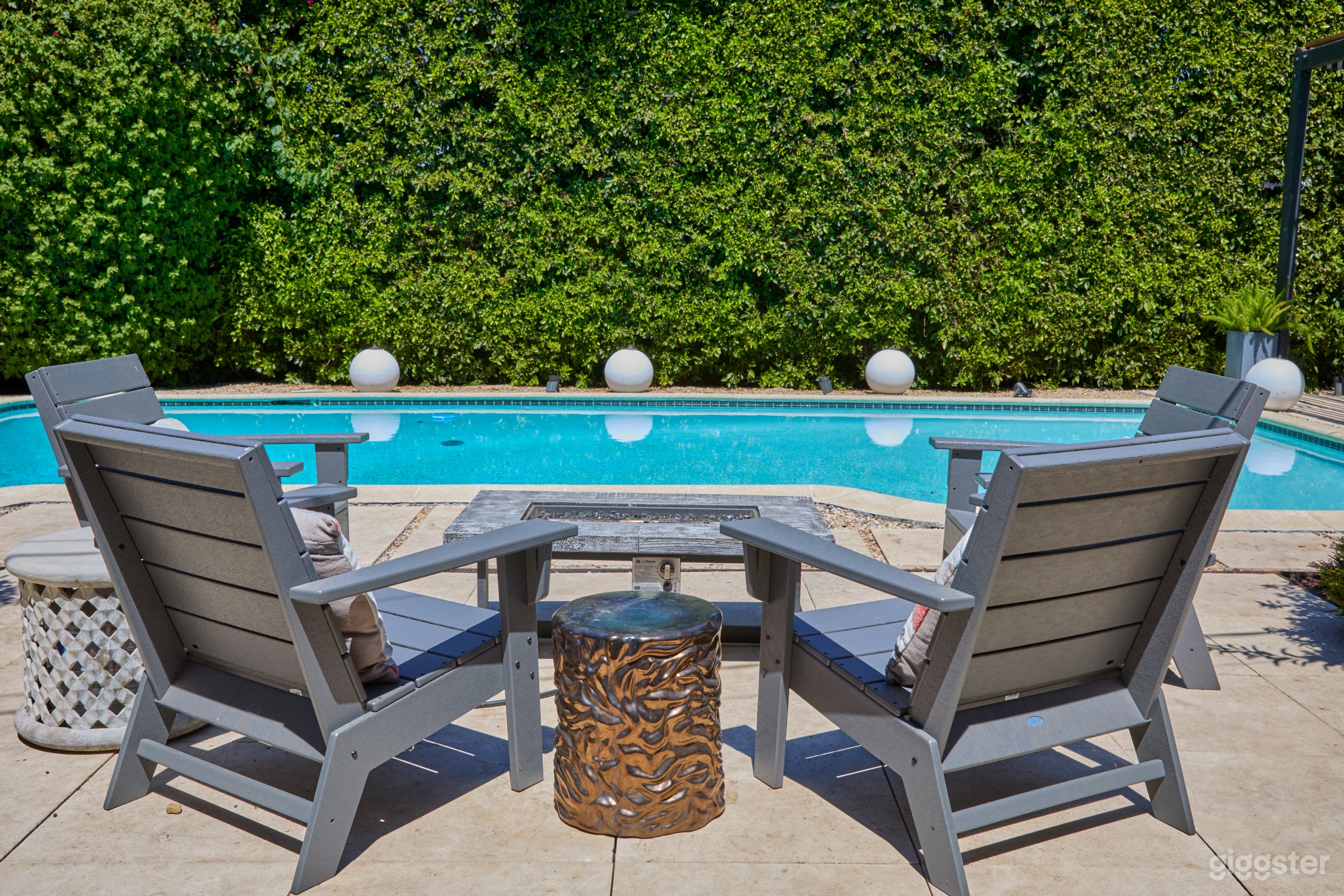 A Poolside Production Oasis and Bungalow in Reseda Photo 3