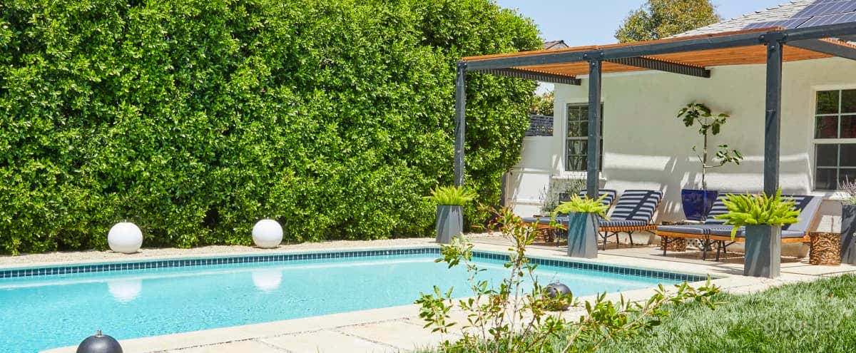 A Poolside Production Oasis and Bungalow in Reseda Photo 3