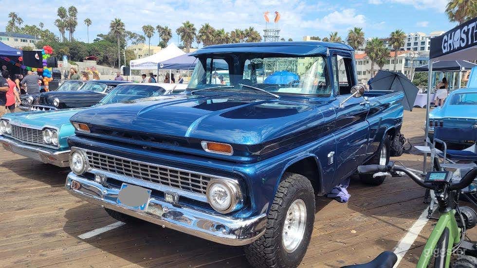 #76,100 Classic Chevy Pickup Truck  Photo 1