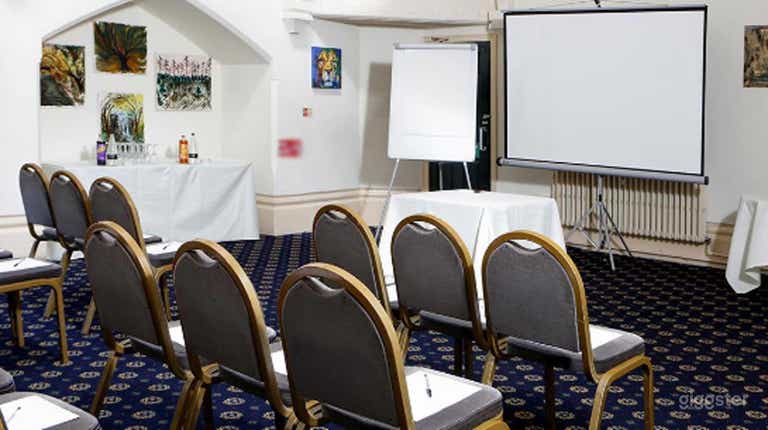  Unbelievable Gothic Styled Manor in Nottingham 