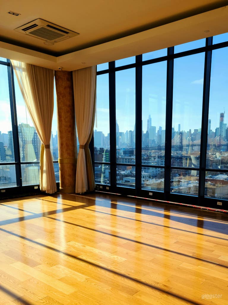  Luxury Ballroom in Long Island City 