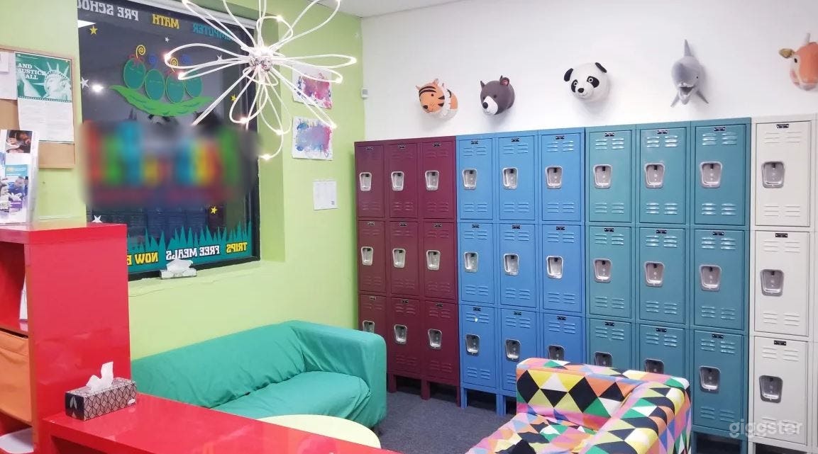 Urban Colorful Kiddie Facility Photo 4
