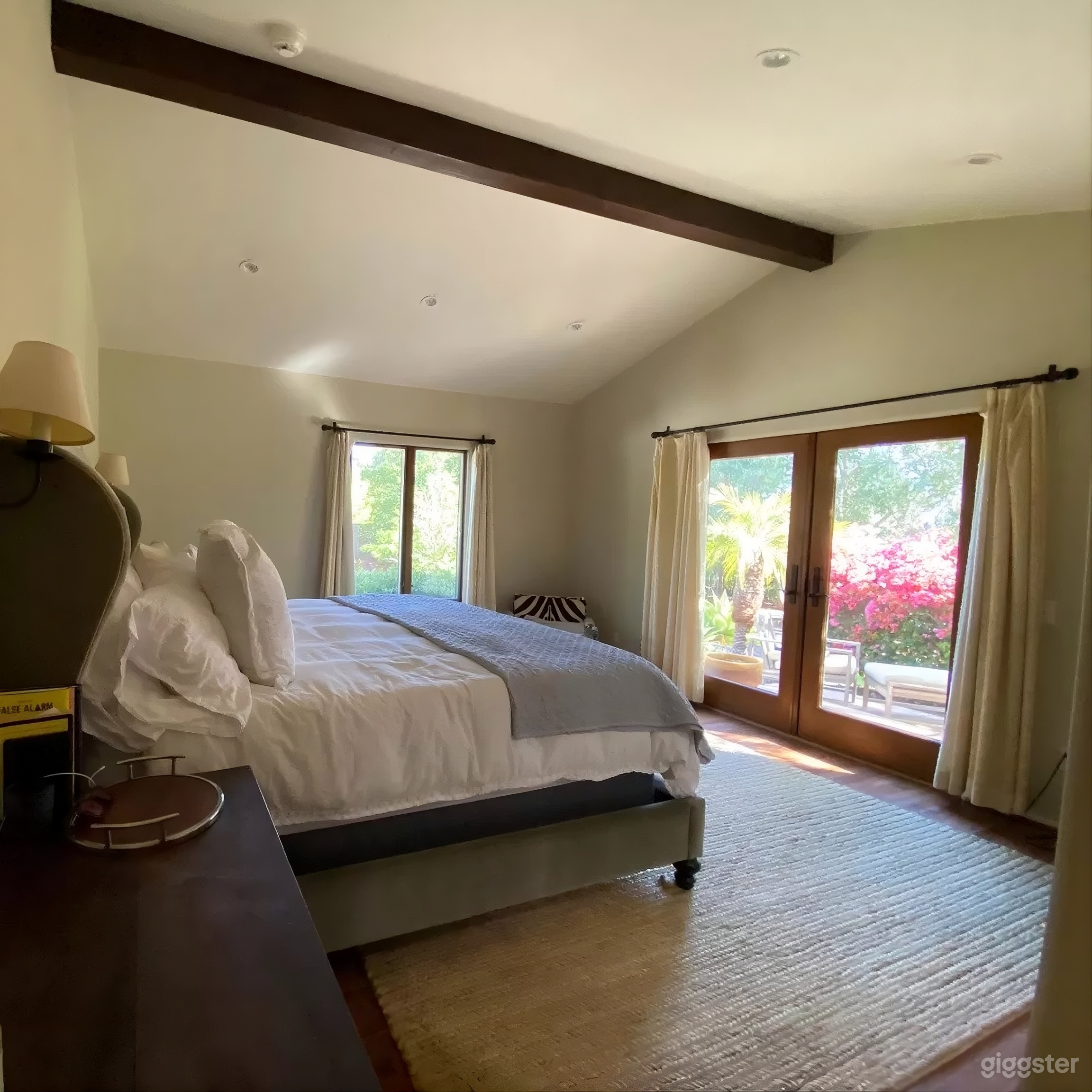 Pet Friendly Spanish Type Home Photo 1