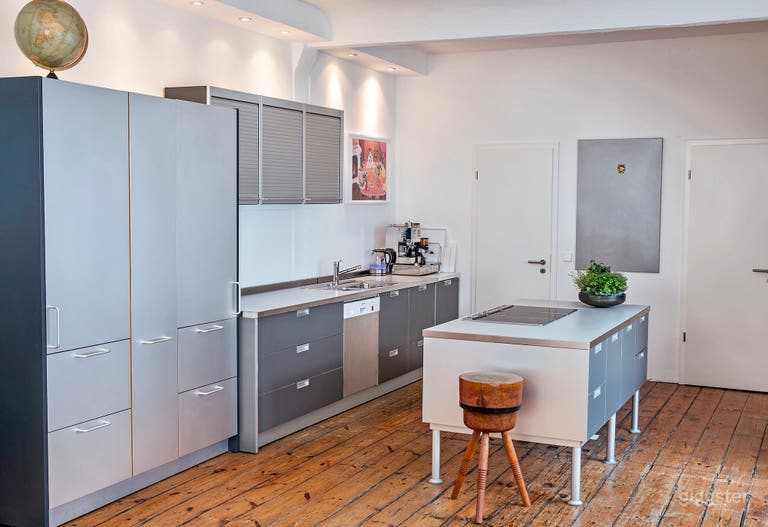  Atmosphärischer Tageslicht-Studio-Loft-Ort 