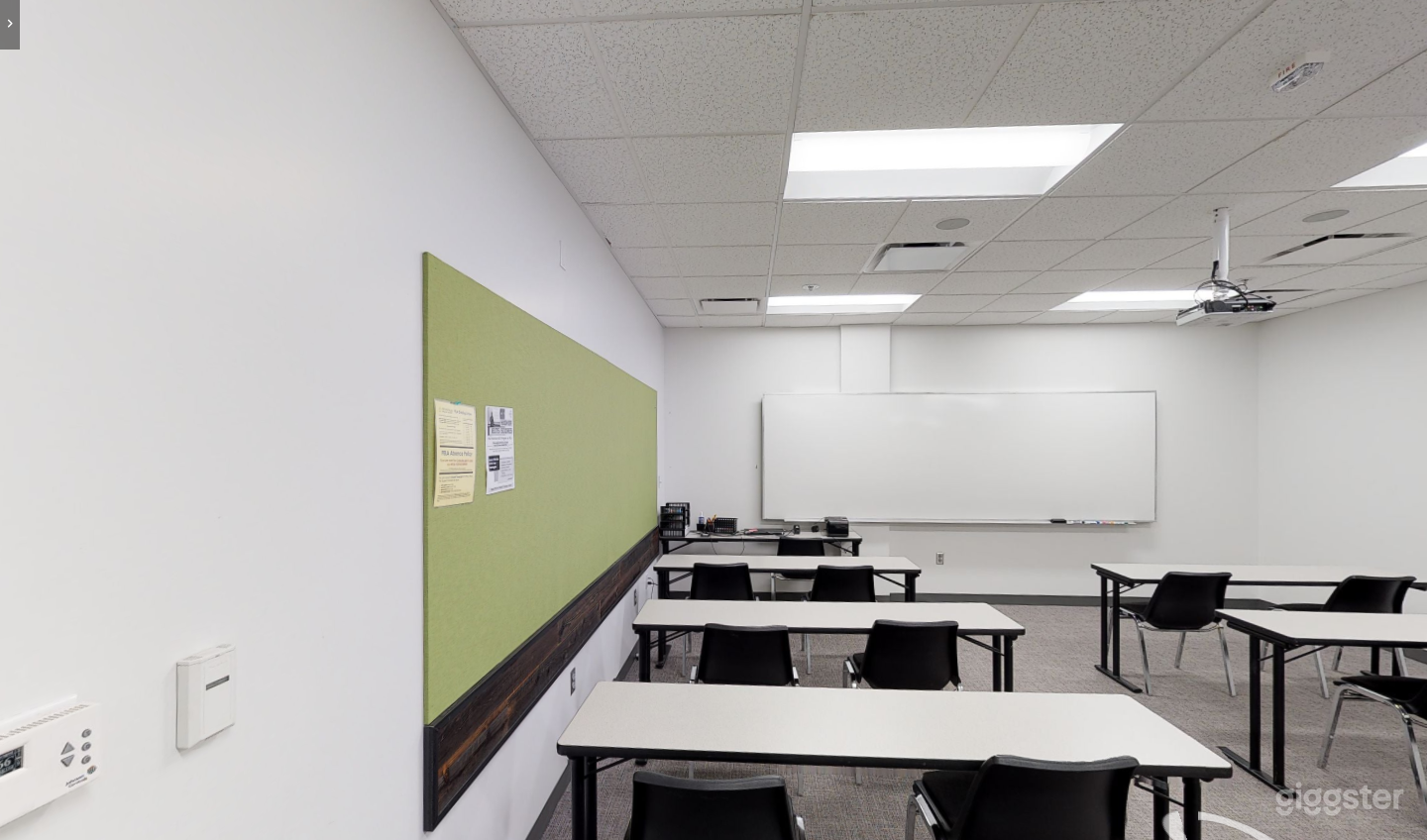 Contemporary Classroom in Portland Photo 3
