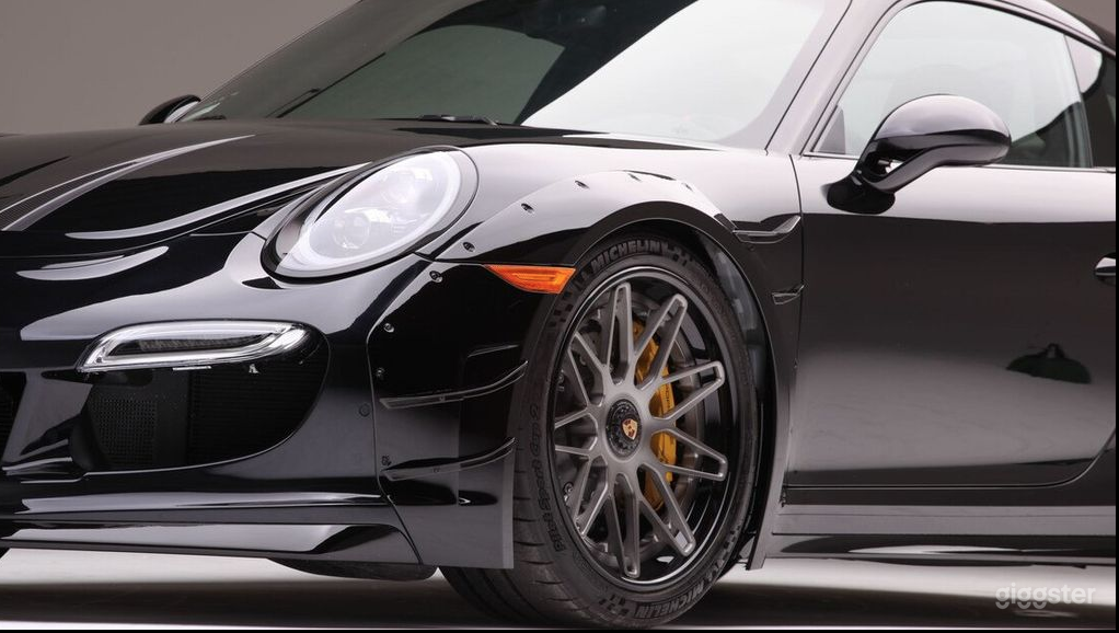 #76,044  2019 Porsche 911 Gemballa Photo 3