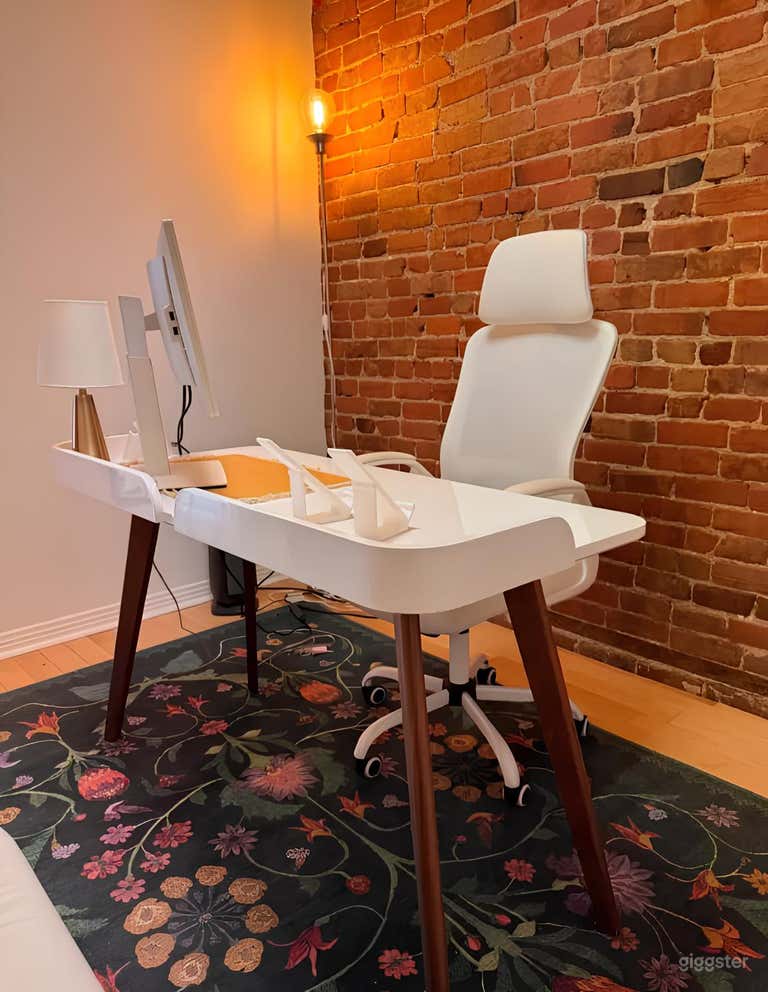  Privates kleines Büro 