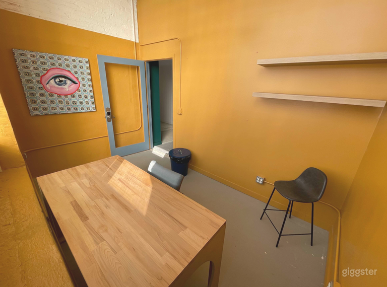  Sunlit 1-2 Person Private Office 