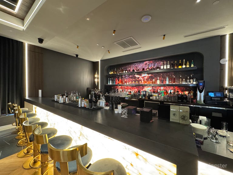  Luxury  fine dining Restaurant  for Filming 