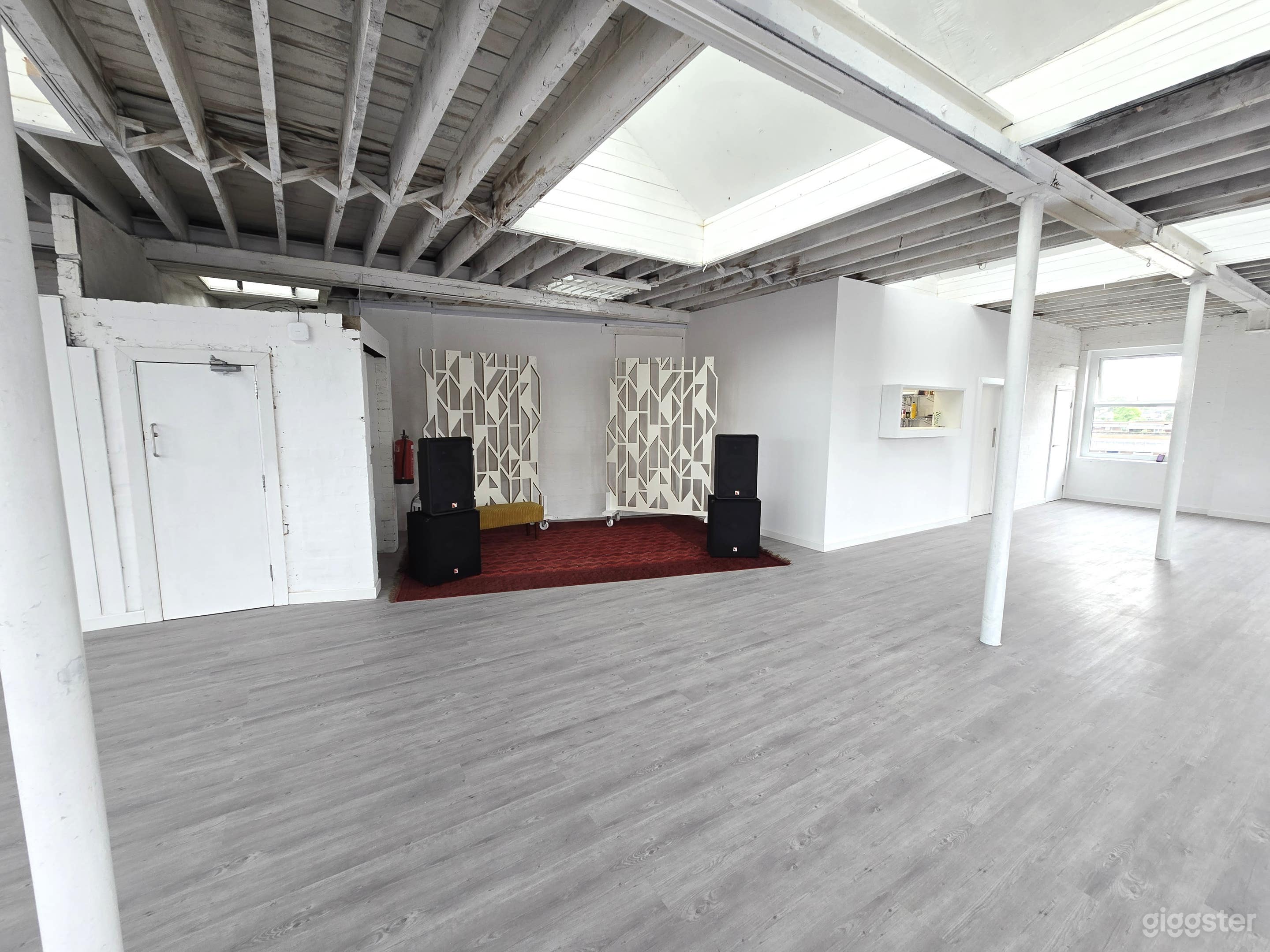 Open Loft with Skyline View Photo 3