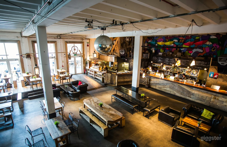  EL BAR + TERRAZA JUNTO AL CANAL 