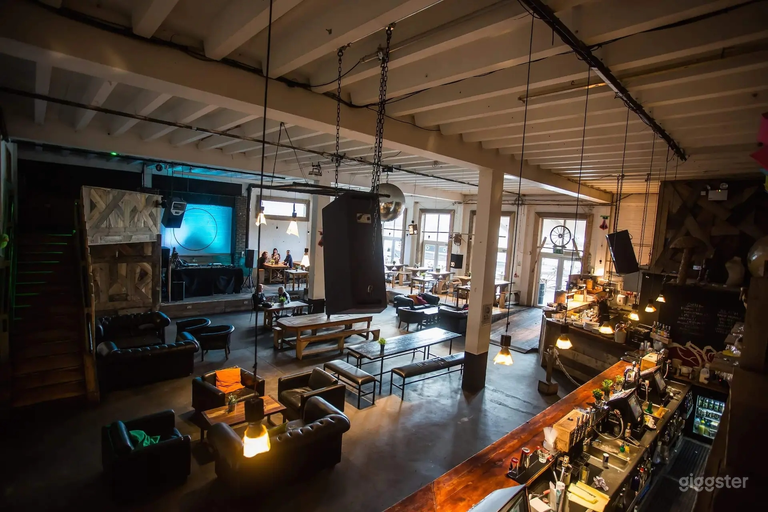  EL BAR + TERRAZA JUNTO AL CANAL 