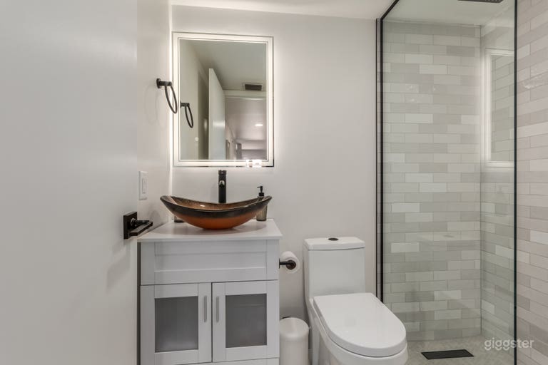  Cinematic Modern Condo with Palm Resort Feel 