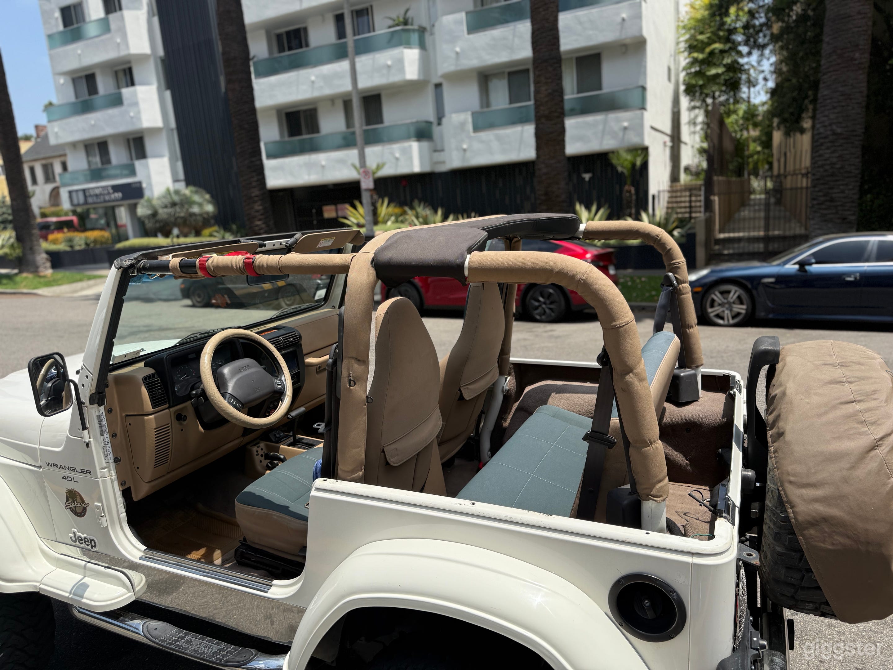 2000 Jeep Wrangler Sahara Photo 4