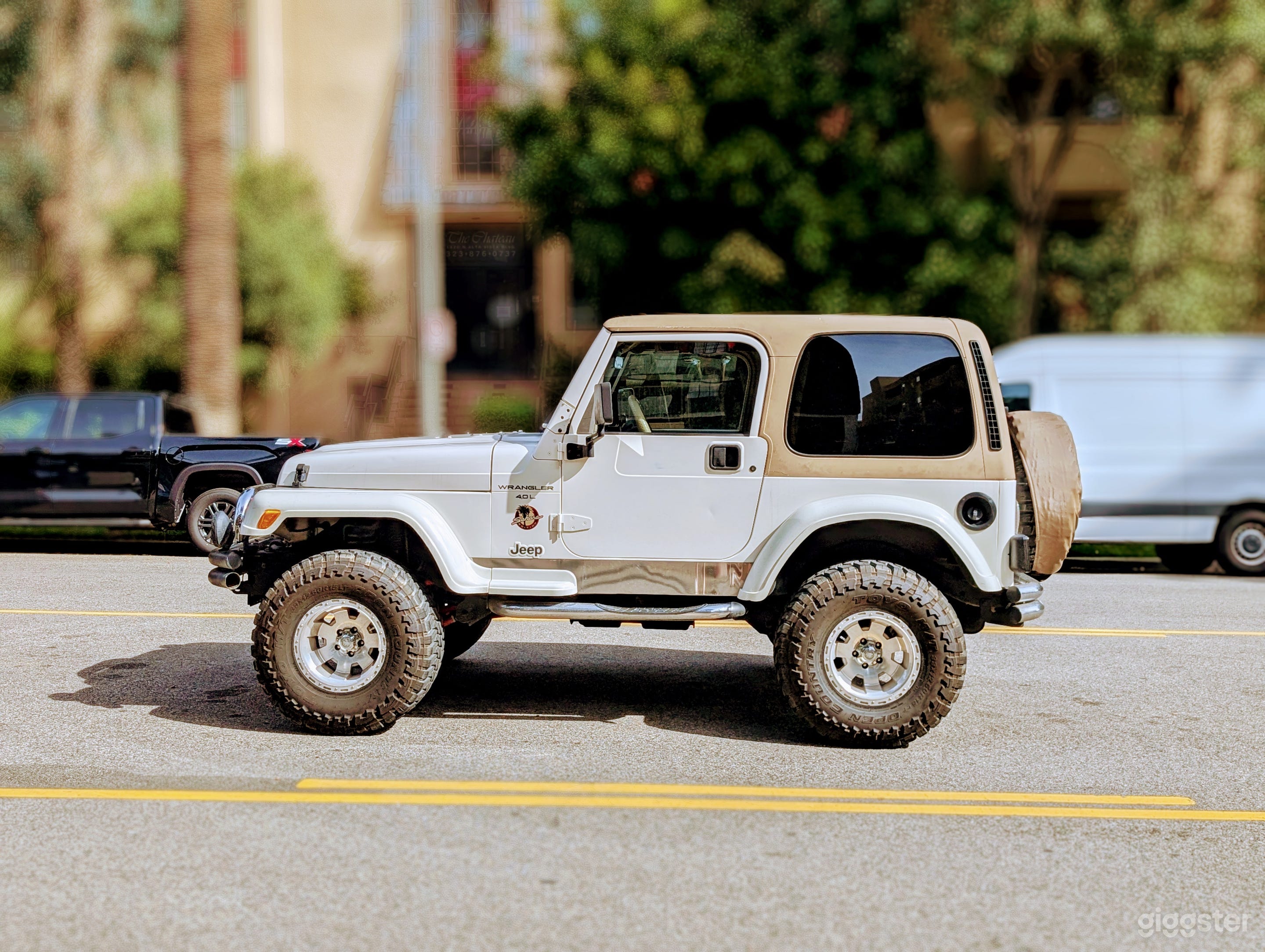 2000 Jeep Wrangler Sahara Photo 1