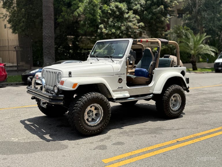  2000 Jeep Wrangler Sahara 