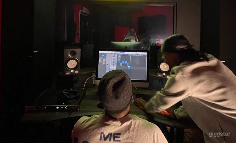 Music production studio in Coventry Photo 4