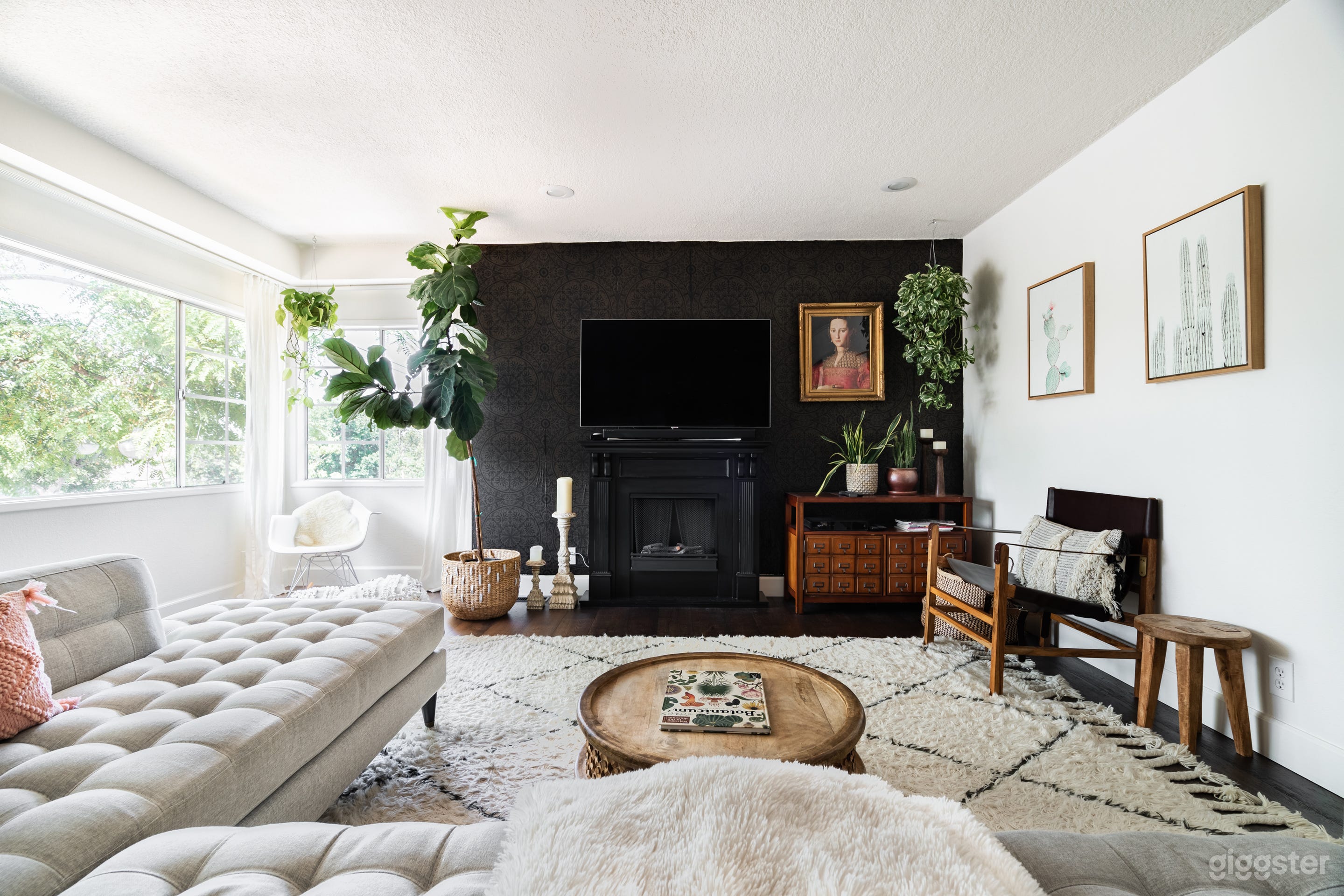 California Casual Designer Home Photo 1