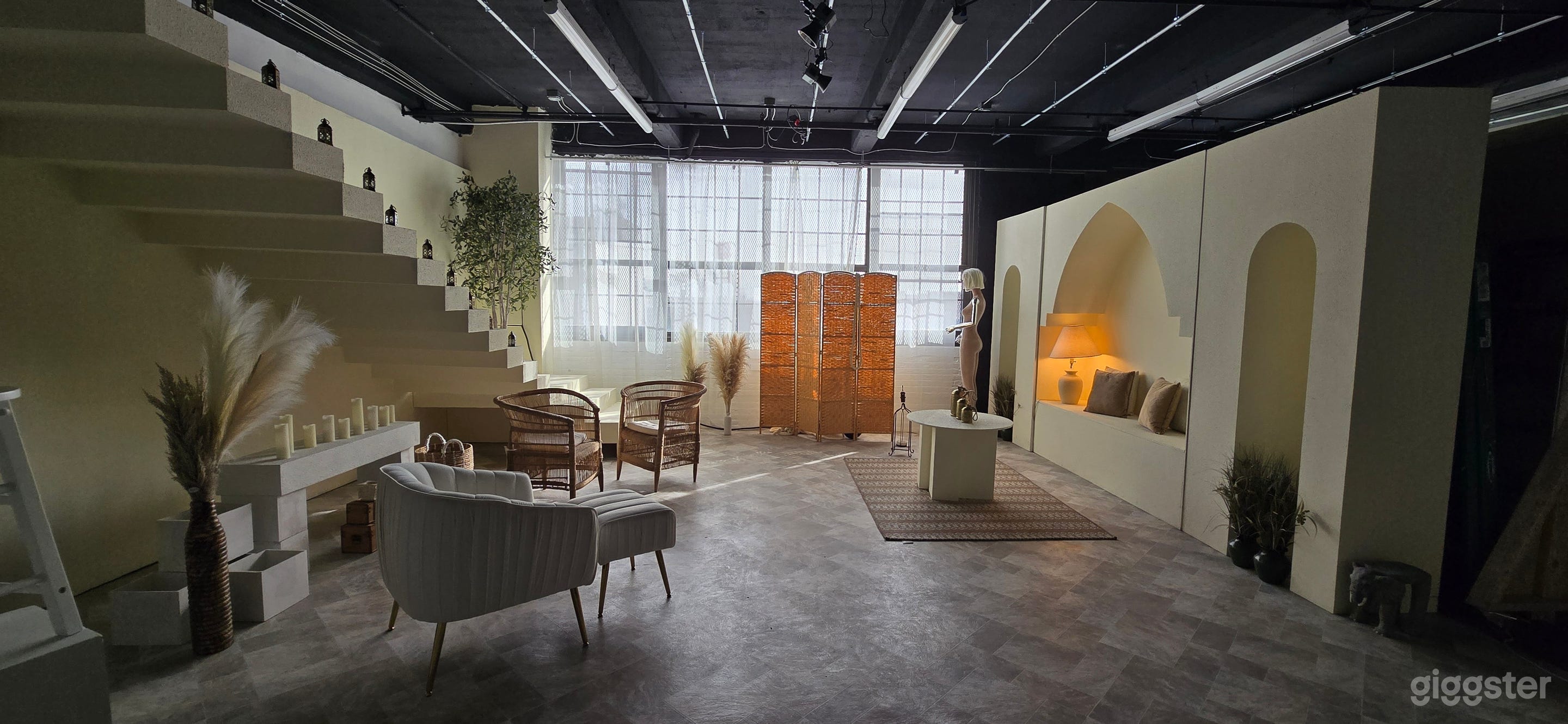 Production & Content House With Flexible Film Sets Photo 3