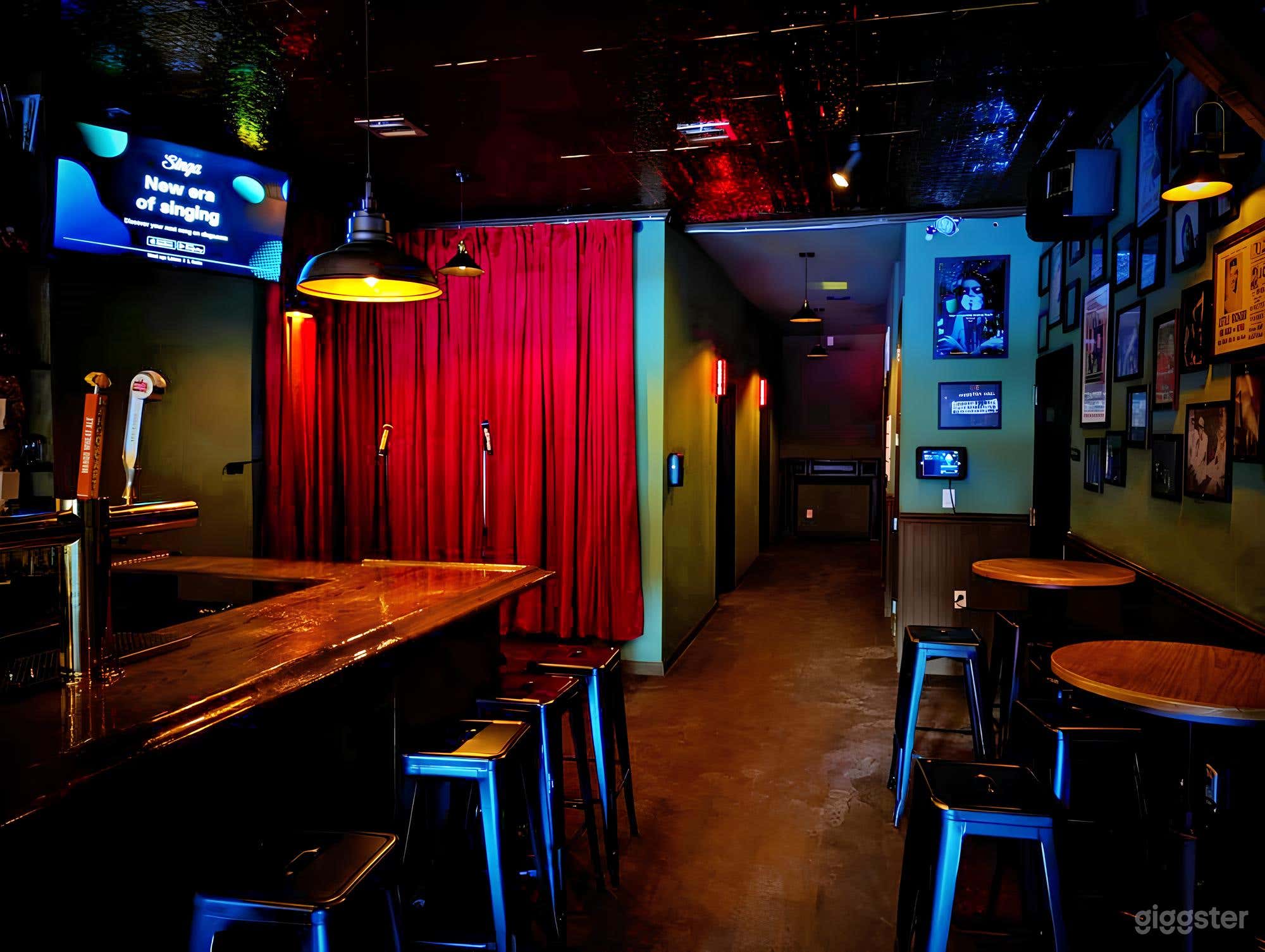 Front Bar &amp; Lounge: Drinks, Dining &amp; Entertainment Photo 2