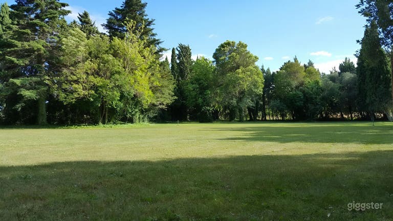  Serena Finca Española con Salón con Chimenea para Eventos 