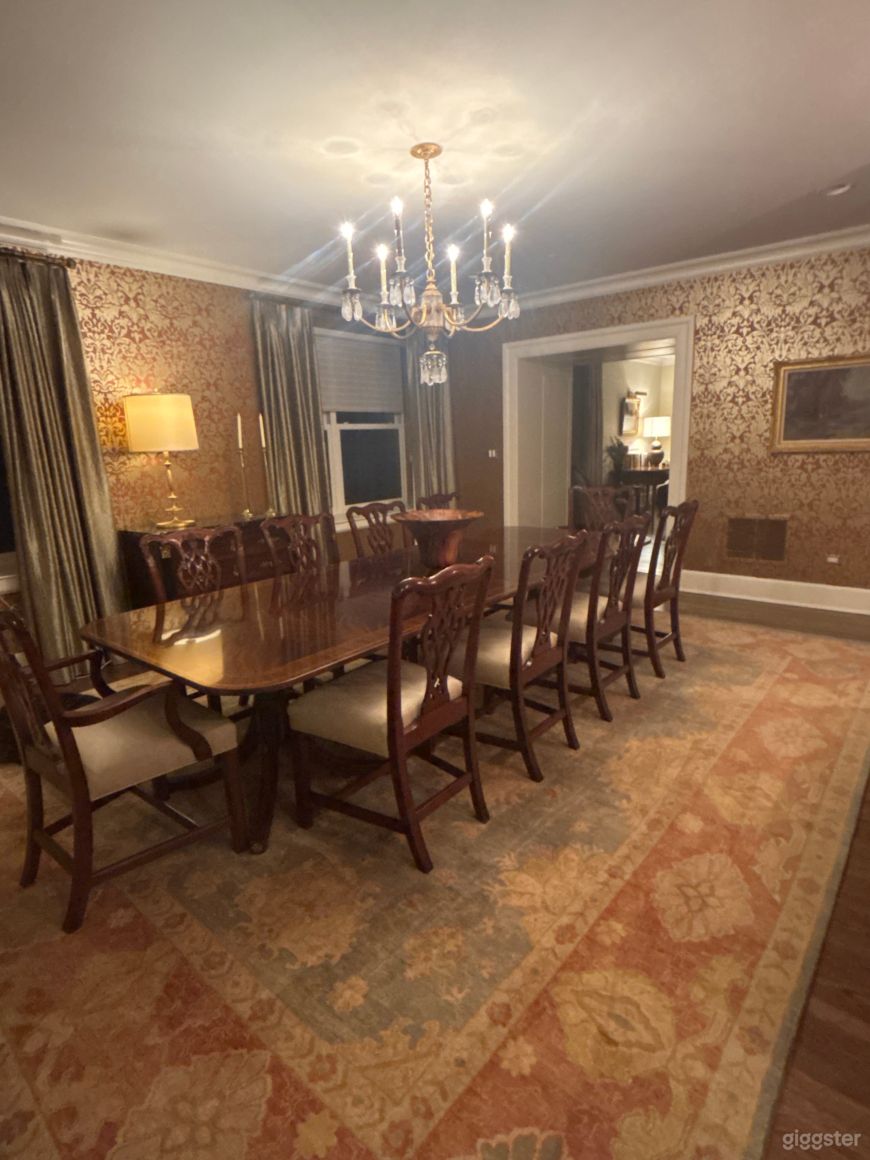 Luxury City Condo Photo 1