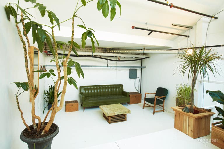  Bright Open Loft Space And Meeting Room 