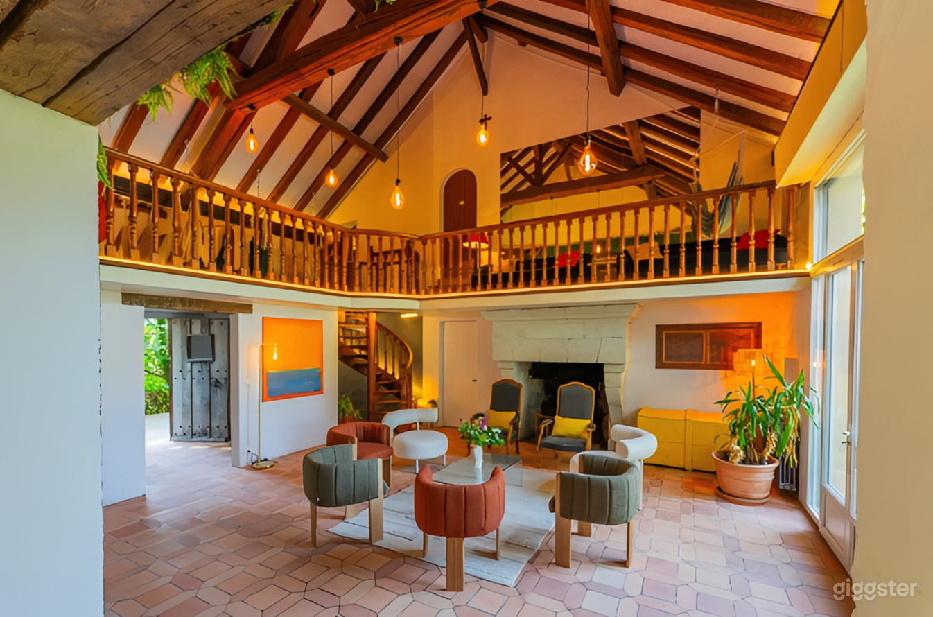 Photo de Salon élégant et lumineux 3