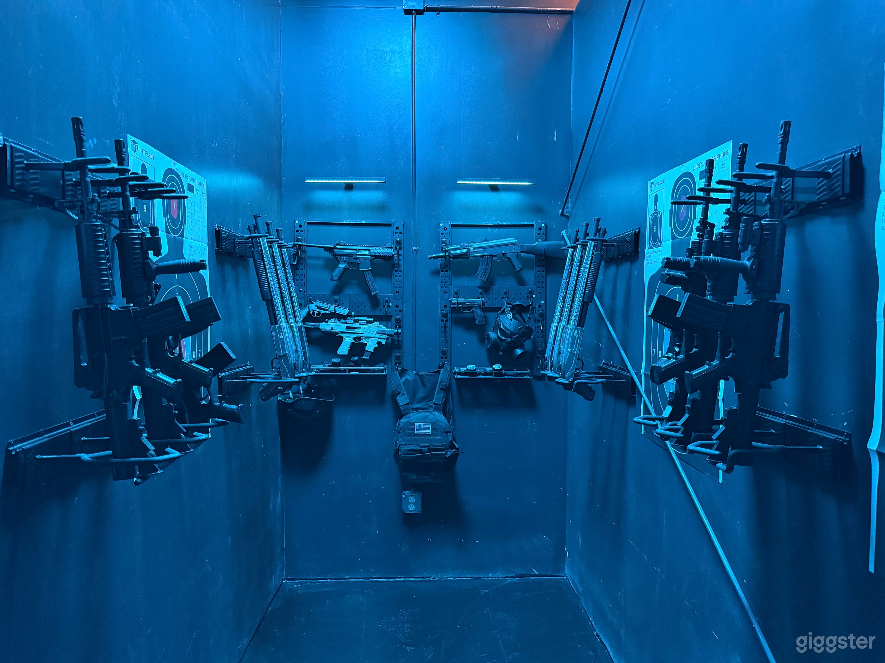 Multi Set Content/ Audio/ Event Studio Photo 3