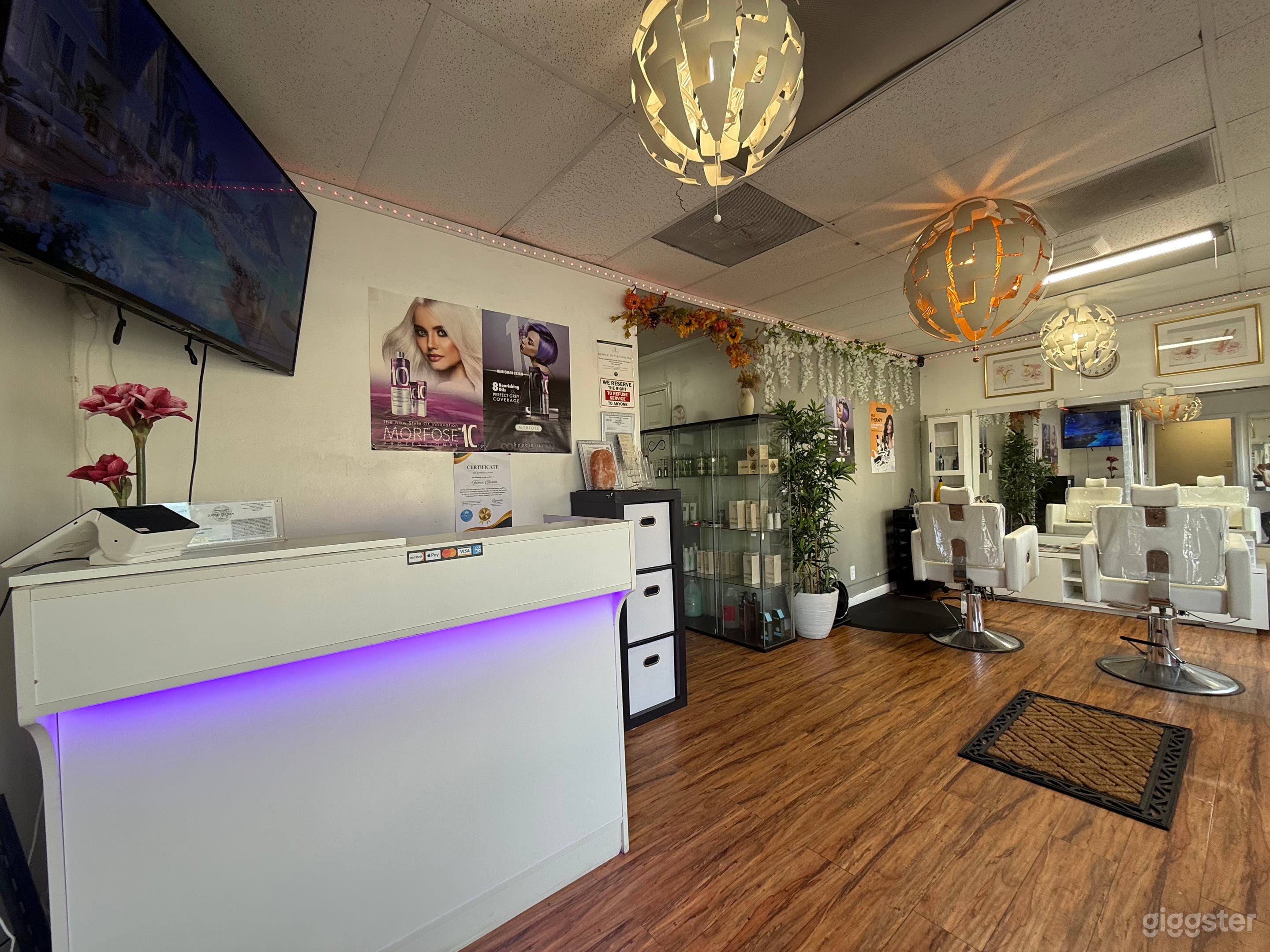 Beauty Hair Salon for Film/Photoshoots (Full Space) Photo 2