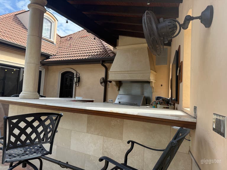  Resort-like setting with golf-course backdrop in West Austin 