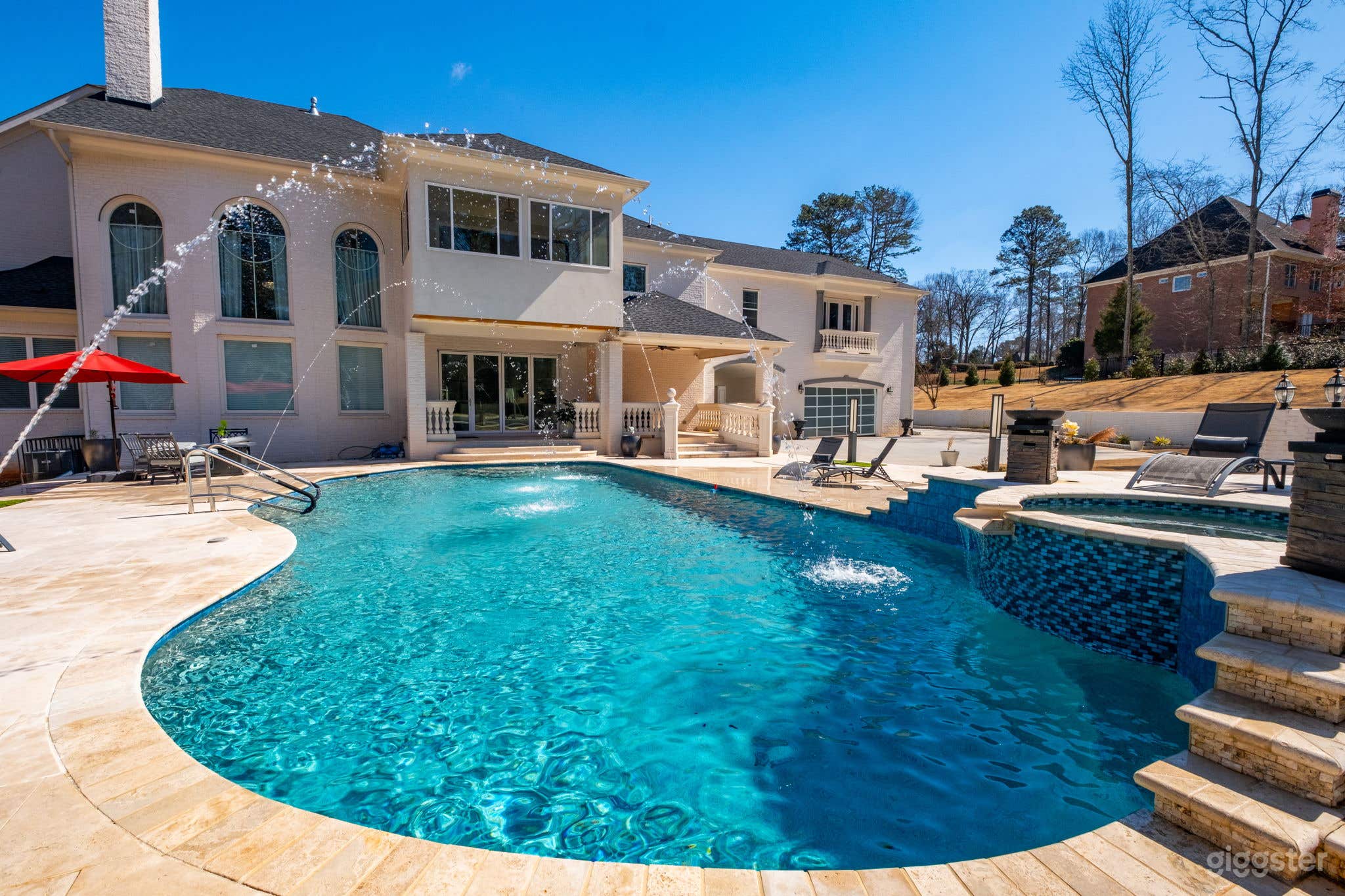 Poolside Estate For Upscale Outdoor Events, Content, Shoots Photo 2