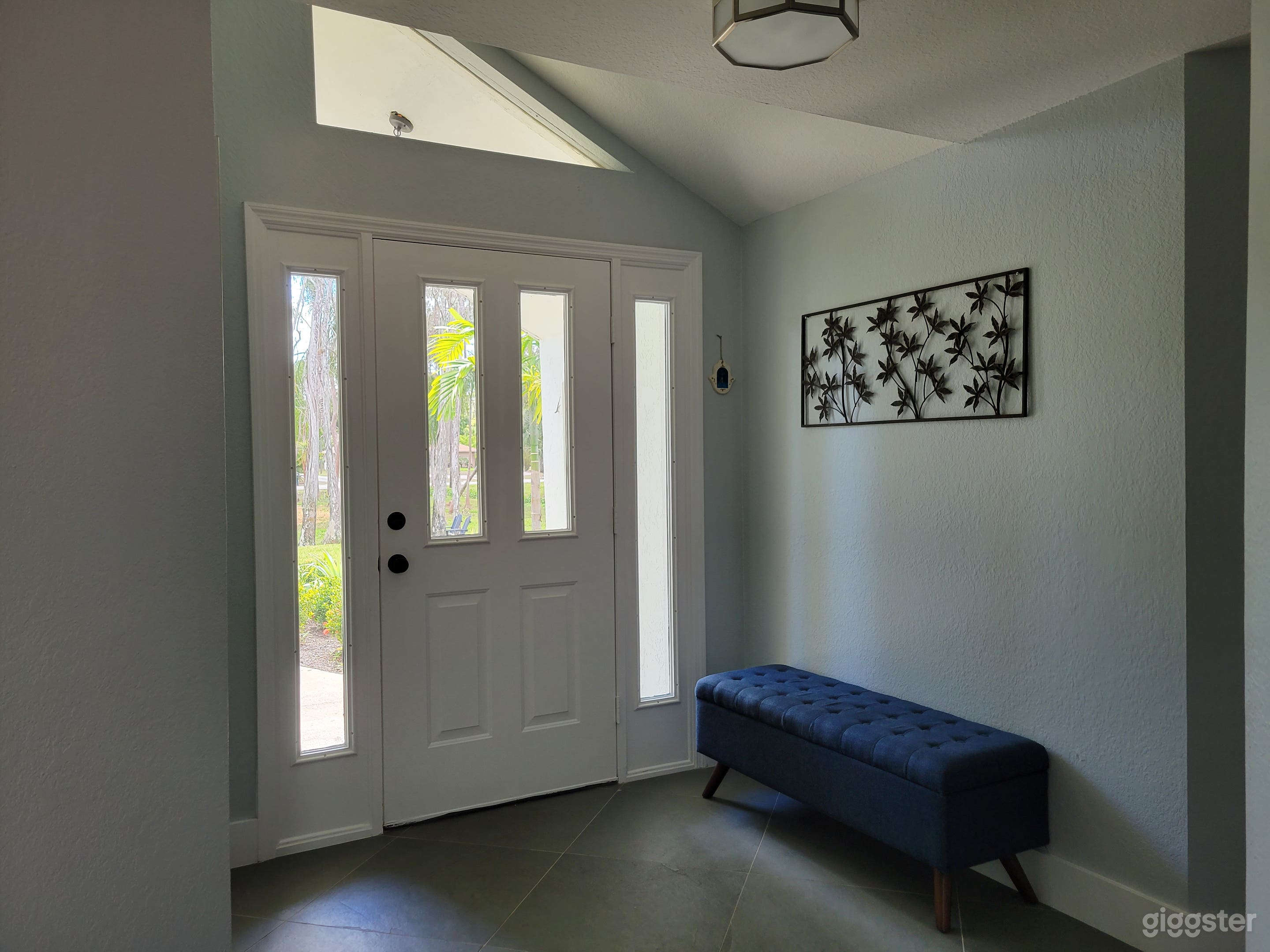 SW Florida Open Concept Home on 2 Acres Photo 3